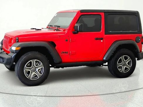 Used 2023 Jeep Wrangler Sport AWD/4WD image 4