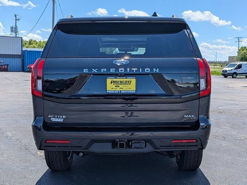 New 2026 Ford Expedition Max Active AWD/4WD image 6