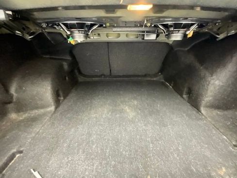 Used 2016 Chevrolet Malibu Premier w/ Driver Confidence Package II FWD image 21