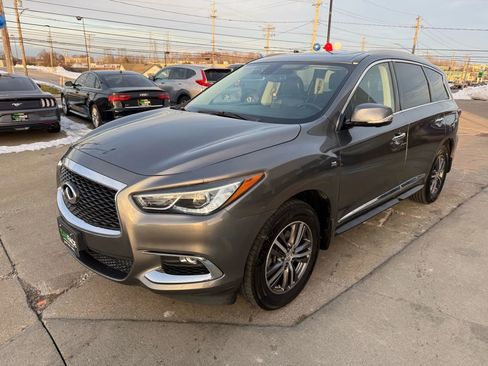 Used 2018 INFINITI QX60 AWD w/ Premium Plus Package image 5