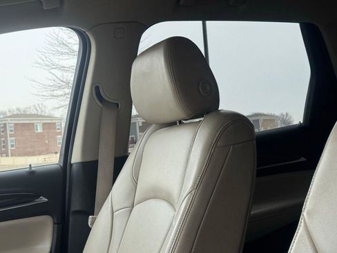 Used 2018 Buick Enclave Essence image 22