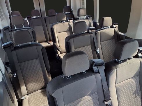 Used 2024 Ford Transit 350 XLT image 24