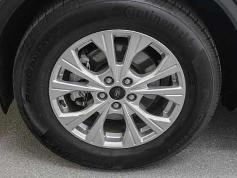 Used 2023 Ford Escape Active w/ Tech Pack #1 AWD/4WD image 11