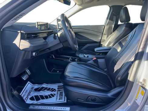 Used 2021 Ford Mustang Mach-E Premium image 10