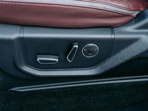 Used 2019 Ford F350 Platinum w/ Platinum Ultimate Package image 17