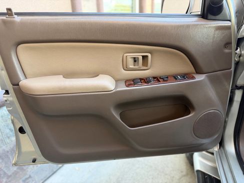 Used 1999 Toyota 4Runner Limited AWD/4WD image 20