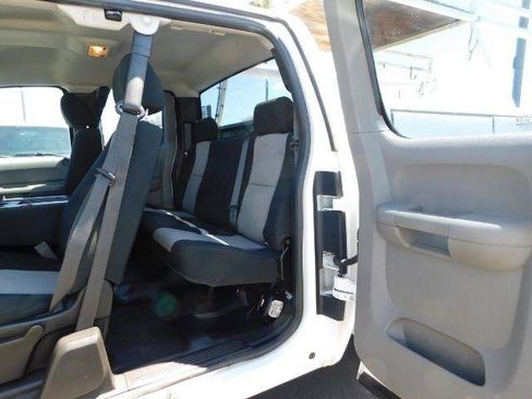 Used 2008 Chevrolet Silverado 2500 W/T image 11