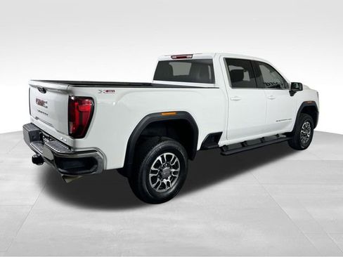 Used 2025 GMC Sierra 3500 SLE w/ SLE Value Package image 13