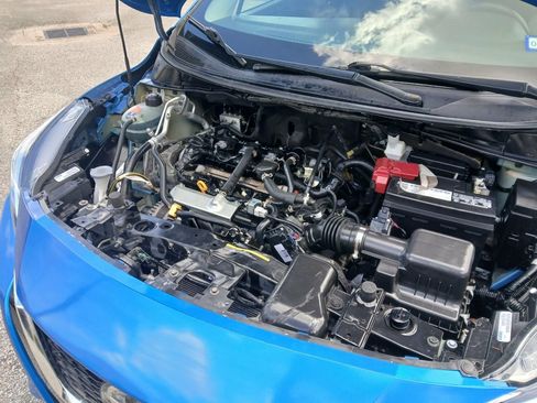 Used 2021 Nissan Versa SV FWD image 17