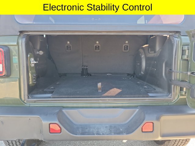 Certified 2023 Jeep Wrangler Unlimited Sahara AWD/4WD image 28