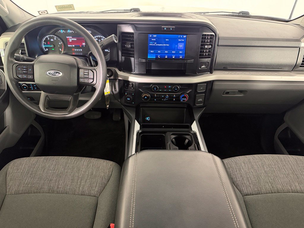 Used 2025 Ford F350 XLT w/ FX4 Off-Road Package AWD/4WD image 13