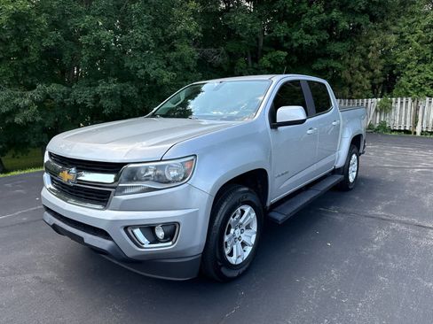 Used 2018 Chevrolet Colorado LT w/ LT Convenience Package RWD image 7