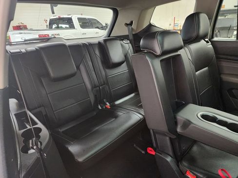 Used 2021 Volkswagen Atlas SE w/ Panoramic Sunroof Package AWD/4WD image 33