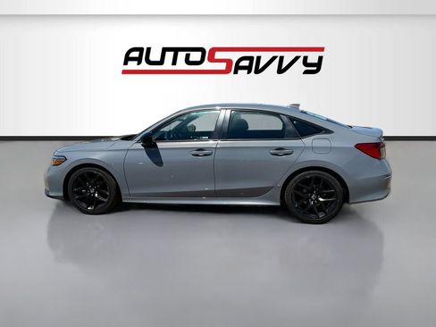 Used 2025 Honda Civic Sport image 4