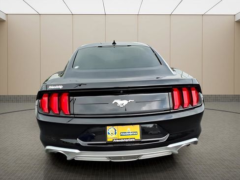 Used 2022 Ford Mustang Coupe image 23