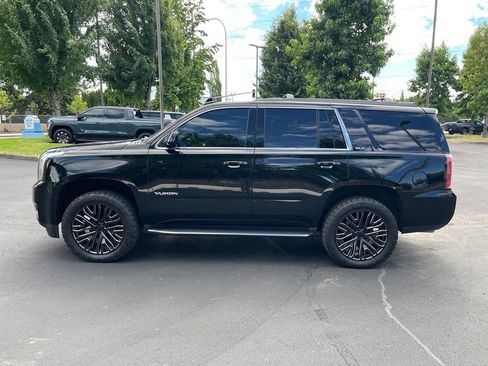 Used 2019 GMC Yukon SLT AWD/4WD image 2
