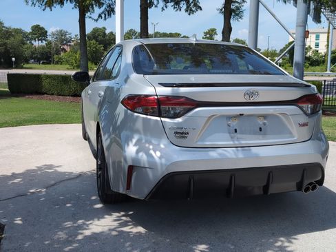 Used 2024 Toyota Corolla XSE FWD image 8