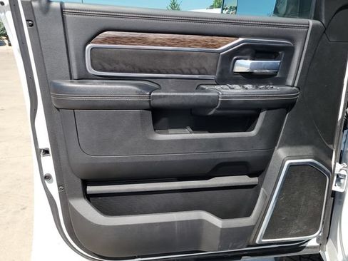 Used 2021 RAM 2500 Laramie AWD/4WD image 7