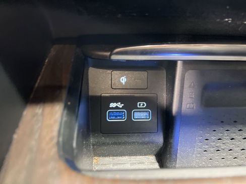 Used 2024 Genesis GV80 2.5T image 33