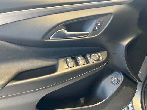 New 2026 Buick Envista Avenir FWD image 10