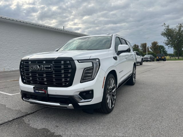 Used 2026 GMC Yukon Denali Ultimate AWD/4WD image 35