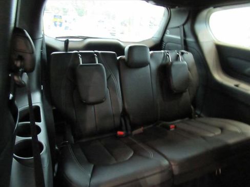 New 2026 Chrysler Voyager LX image 27