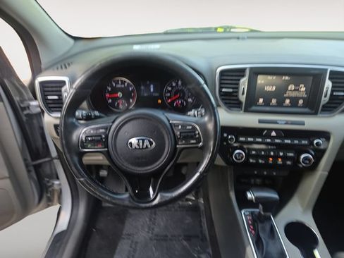 Used 2018 Kia Sportage EX w/ EX Premium Package FWD image 10