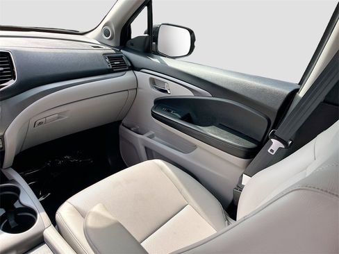 Used 2023 Honda Ridgeline RTL image 23