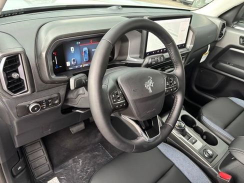 New 2026 Ford Bronco Sport Outer Banks w/ Outer Banks Tech Package+ AWD/4WD image 12