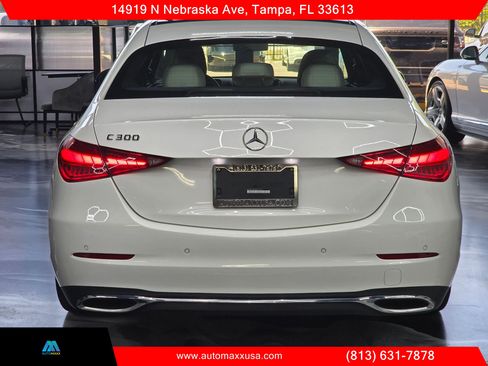 Used 2022 Mercedes-Benz C 300 Sedan w/ Exclusive Trim Package image 11