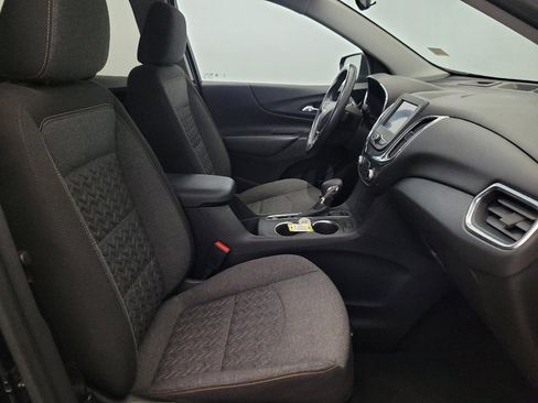 Used 2022 Chevrolet Equinox LT image 21