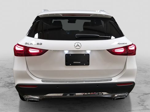 New 2026 Mercedes-Benz GLA 250 4MATIC image 6