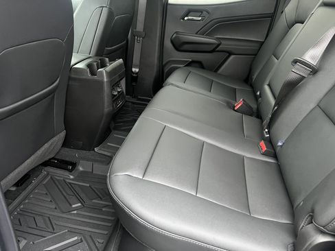 New 2026 GMC Canyon Elevation w/ Convenience Package image 17