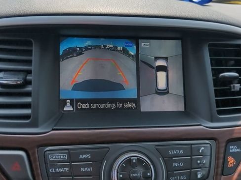 Used 2020 Nissan Pathfinder Platinum AWD/4WD image 13