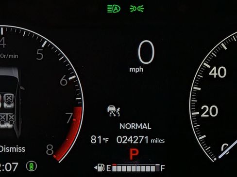 Used 2025 Honda HR-V Sport image 16