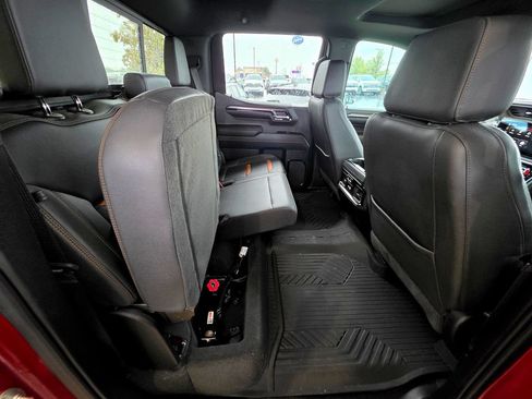 Used 2023 GMC Sierra 1500 AT4 w/ Technology Package AWD/4WD image 89