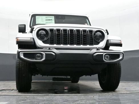 Used 2024 Jeep Gladiator Sport AWD/4WD image 40