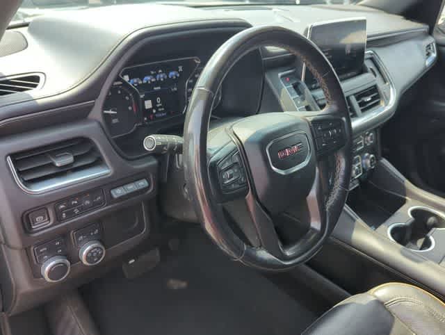 Used 2021 GMC Yukon XL AT4 w/ AT4 Premium Package AWD/4WD image 10