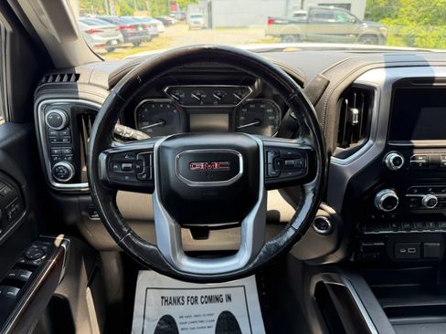 Used 2019 GMC Sierra 1500 SLT w/ SLT Premium Package AWD/4WD image 28