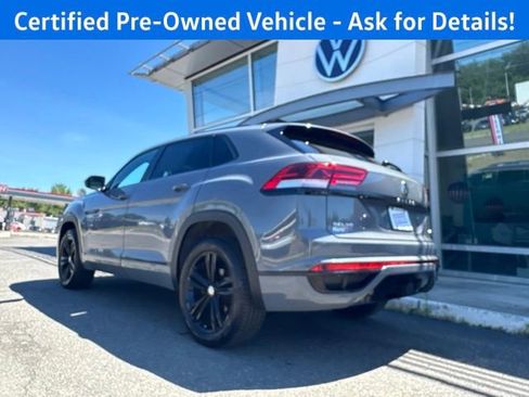 Certified 2023 Volkswagen Atlas Cross Sport SEL R-Line AWD/4WD image 8