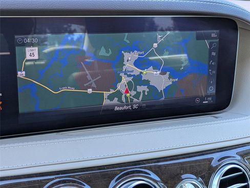 Used 2019 Mercedes-Benz S 560 Sedan image 24