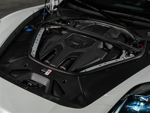 New 2026 Porsche Panamera 4S image 16