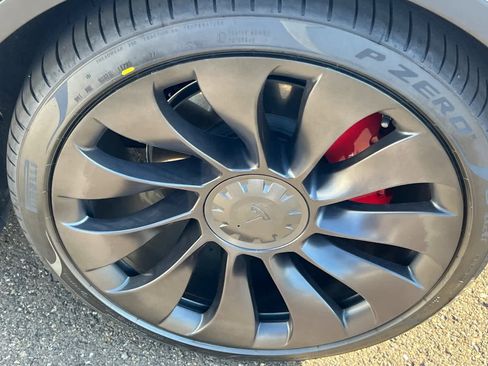 Used 2020 Tesla Model Y Performance AWD/4WD image 22