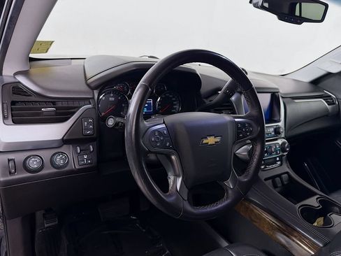 Used 2016 Chevrolet Tahoe LT w/ Luxury Package AWD/4WD image 10