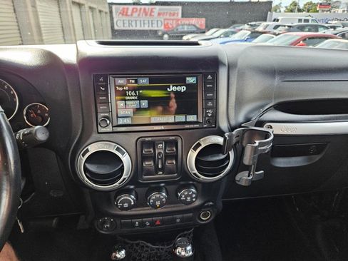 Used 2014 Jeep Wrangler Unlimited Sahara w/ Dual Top Group image 8