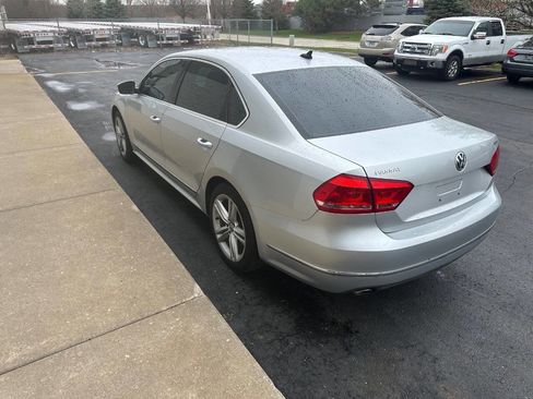 Used 2014 Volkswagen Passat TDI SEL Premium image 8