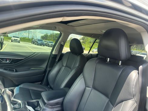 Used 2021 Subaru Outback Limited AWD/4WD image 10