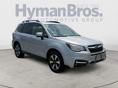 Used 2018 Subaru Forester 2.5i Premium AWD/4WD image 1