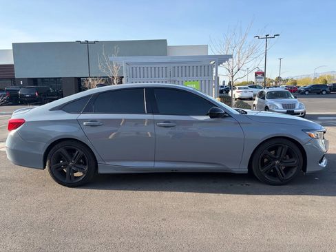 Used 2022 Honda Accord Sport Special Edition image 4