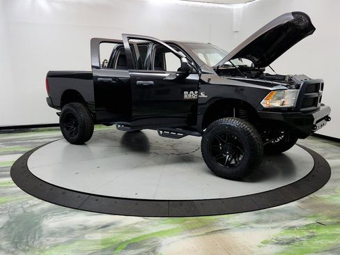 Used 2018 RAM 2500 Tradesman w/ Popular Equipment Group image 10